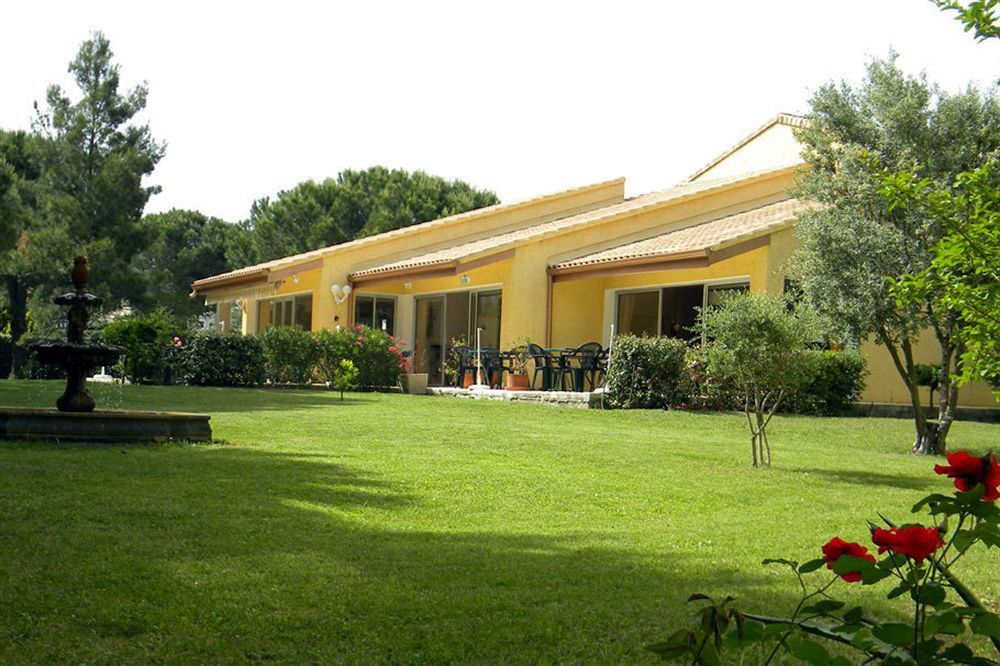 Hotel Restaurant Le Mas De L'Olivier Pont-Saint-Esprit Bagian luar foto